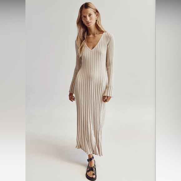 DISSH Dresses & Skirts - DISHH ribbed knit maxi dress